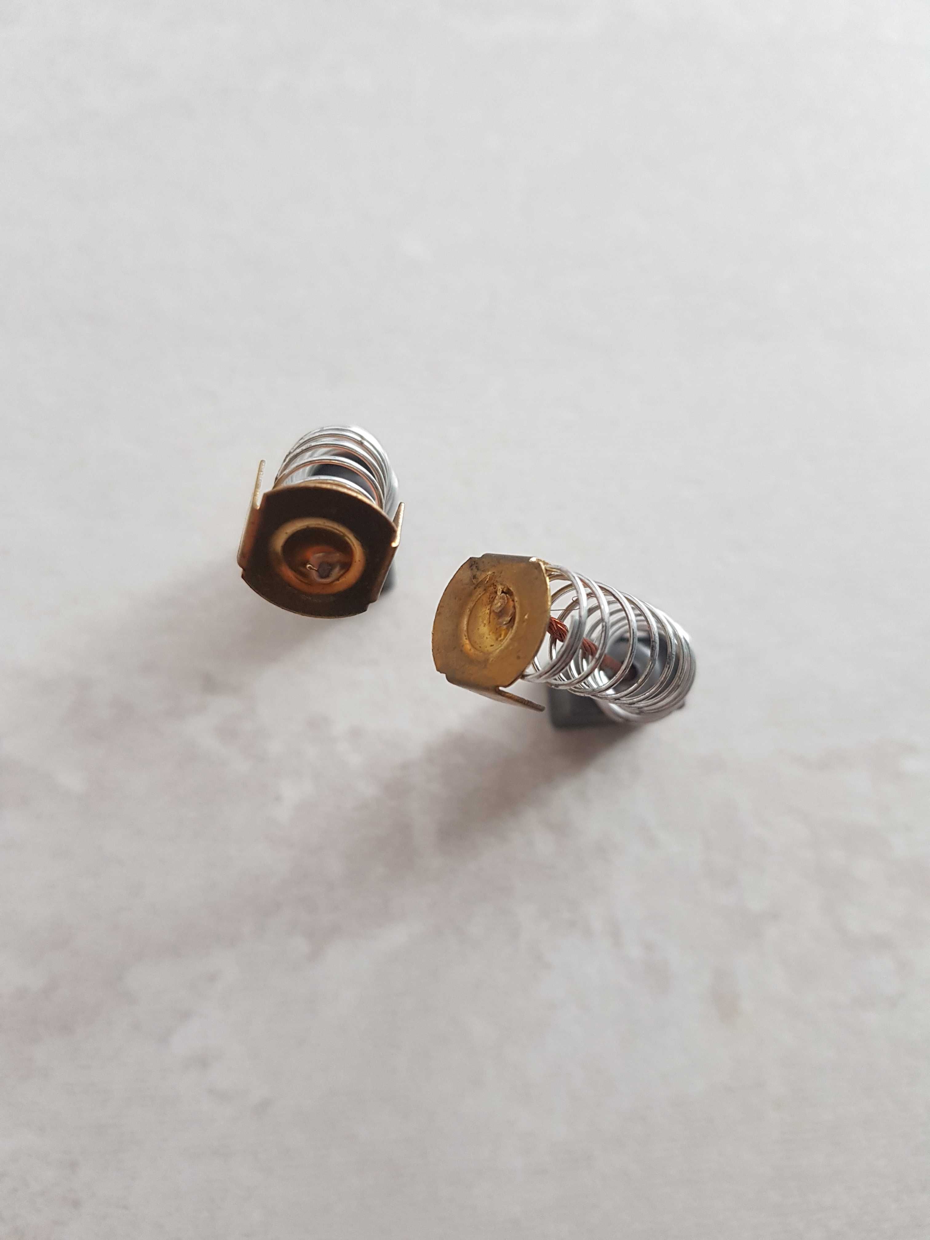 Szczotki węglowe 12x8x16 mm EINHELL BWS 230 mm