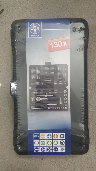 Zestaw kluczy nasadowych i bitów LUX-TOOLS