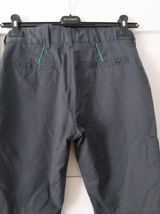 Świetne krótkie spodnie typu cargo*rozm. 38/40
