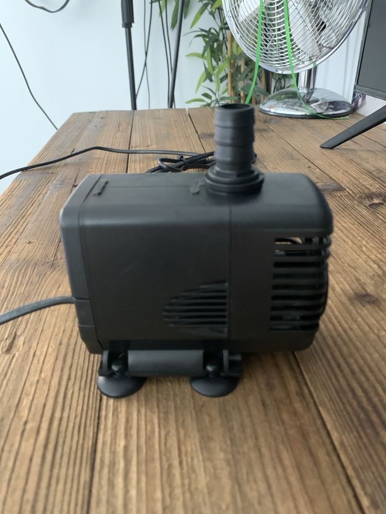 Vedo bomba para aquario potente faz 2500L por hora