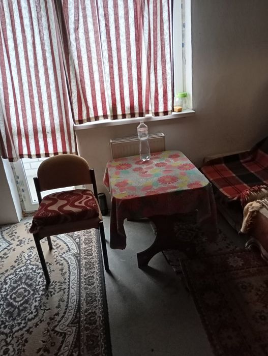 Здається місце в кімнаті