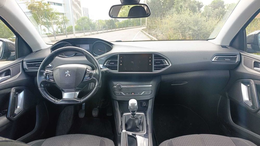 Peugeot 308 SW 130CV 2018