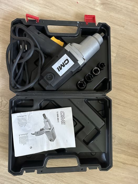 Elektryczny klucz udarowy 900w CMI