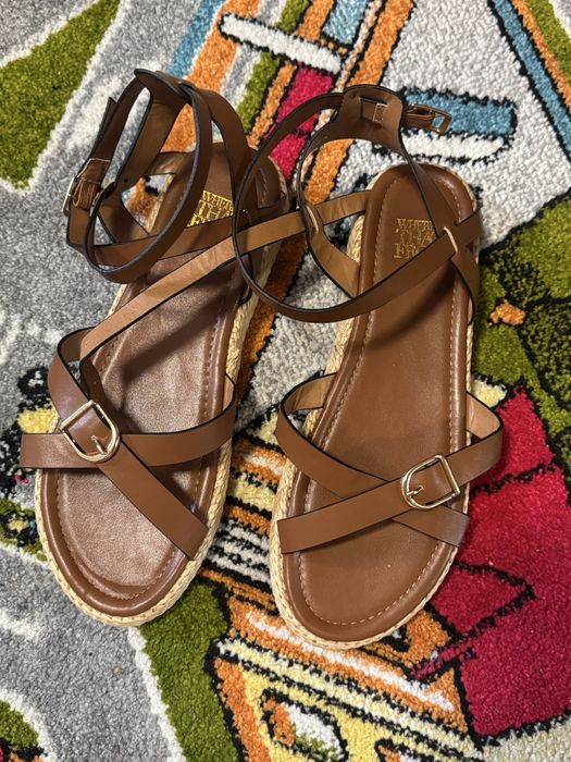 Сандали женские новые