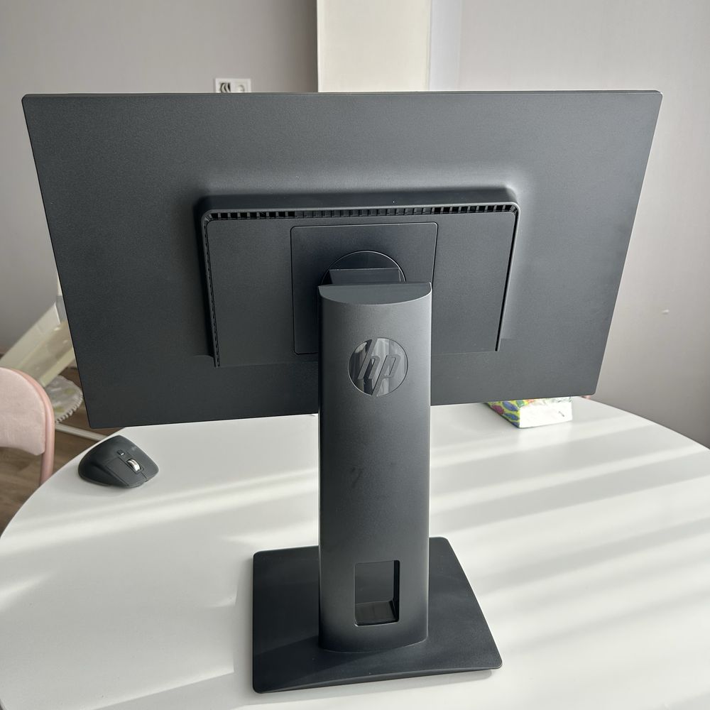 Монітор HP VH240a