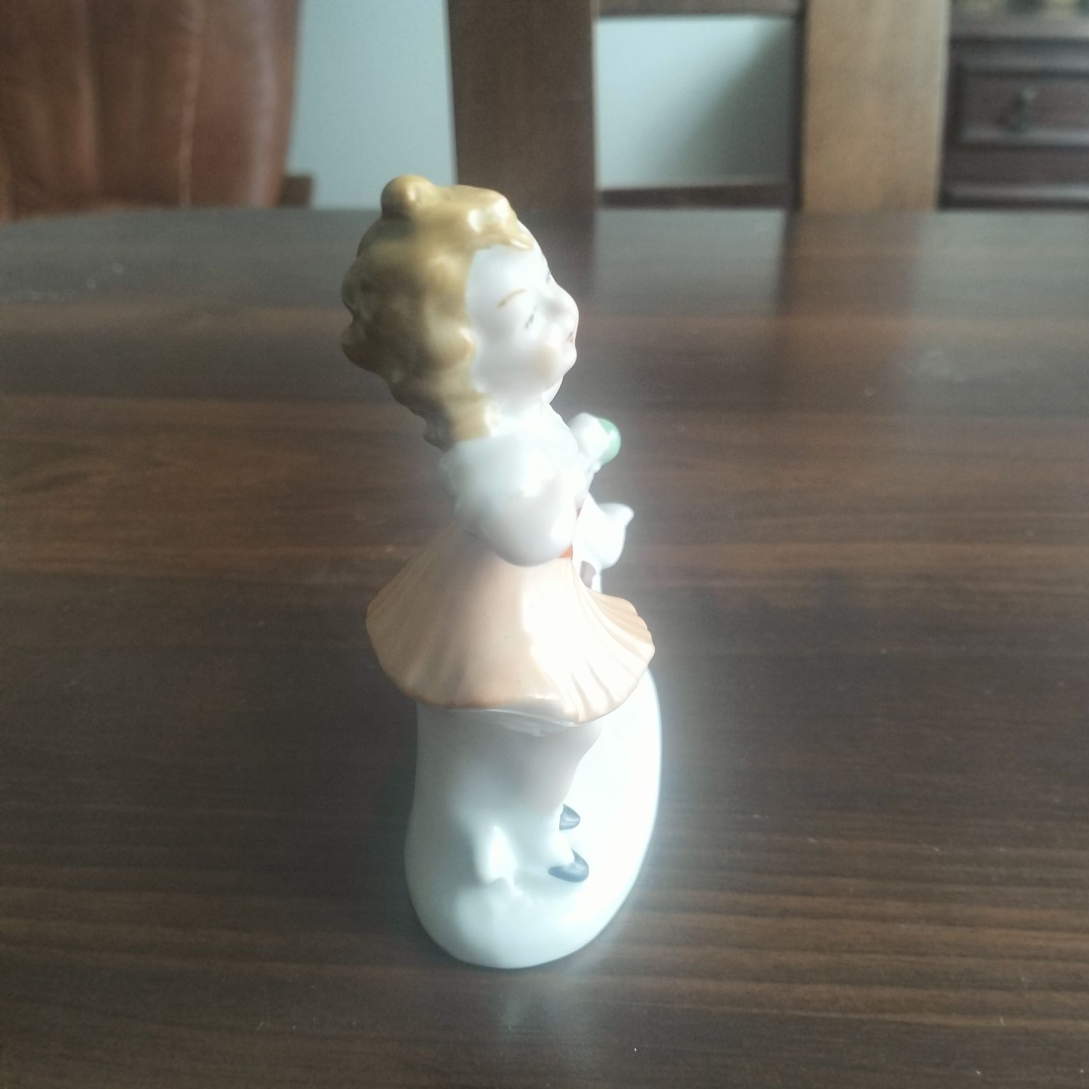 Figurka porcelanowa  GDR