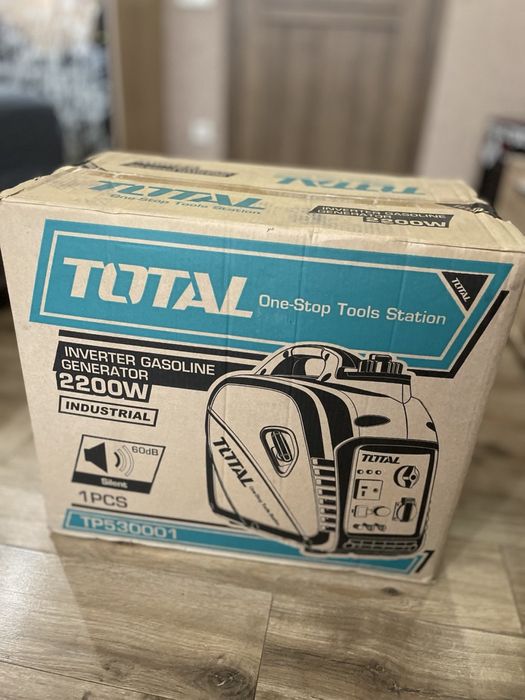 ПРОДАЮ НОВЫЙ инверторный бензиновый генератор TOTAL TP530001 2,2 кВт