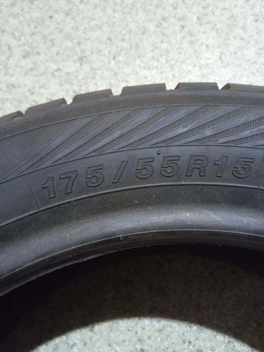 Продам шини на смарт