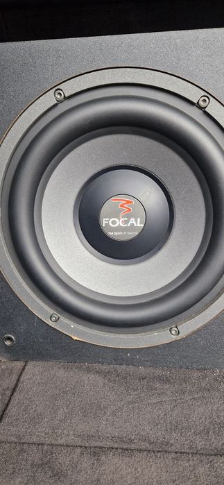 Сабвуфер з підсилювачем focal solid 2