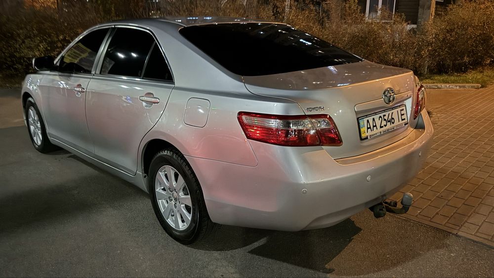 Тоyota camry 2008