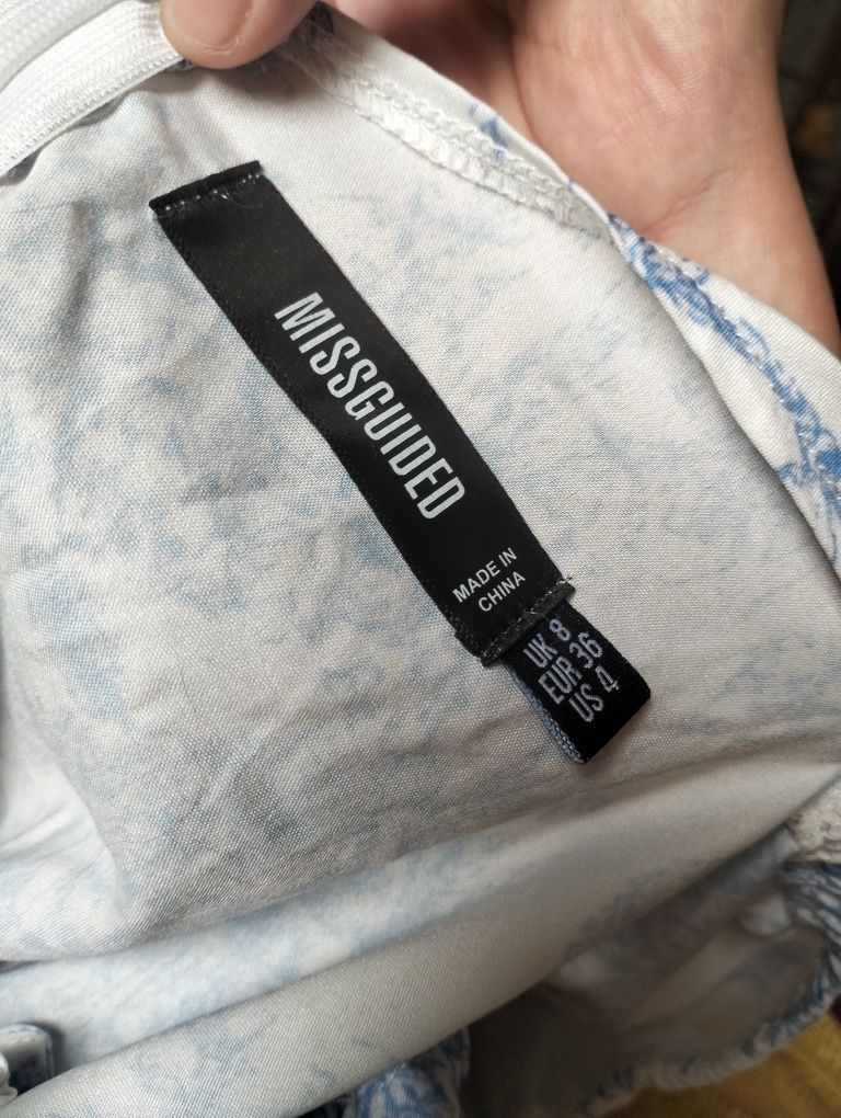 Сукня фірмова  Missguided
