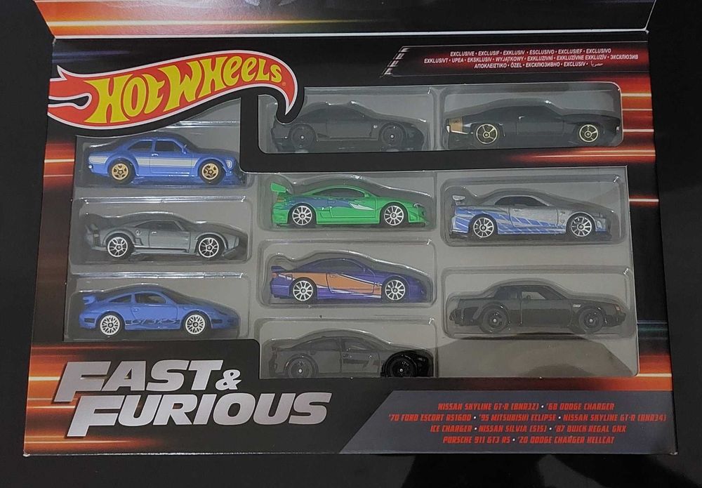 Hotwheels Fast & Furious caixa de 10 carros. Nova