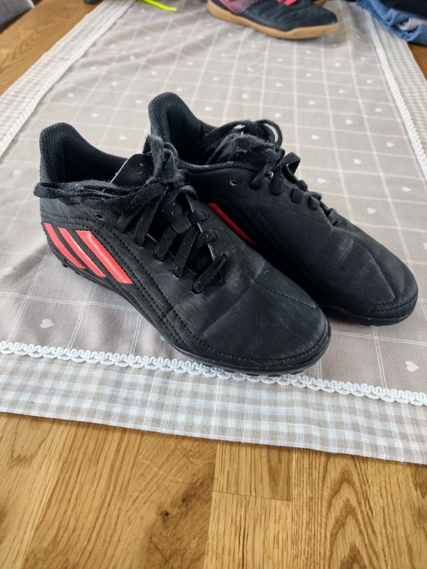 Adidas Deportivo buty do piłki nożnej 33