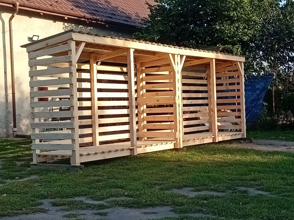 Drewutnia (schowek) na drewno