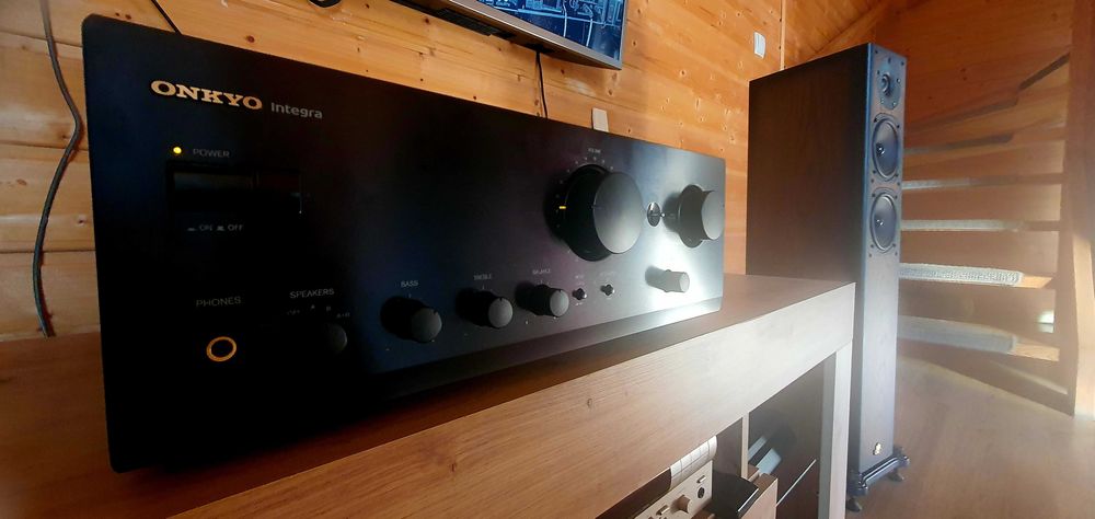 Onkyo Integra A-9711