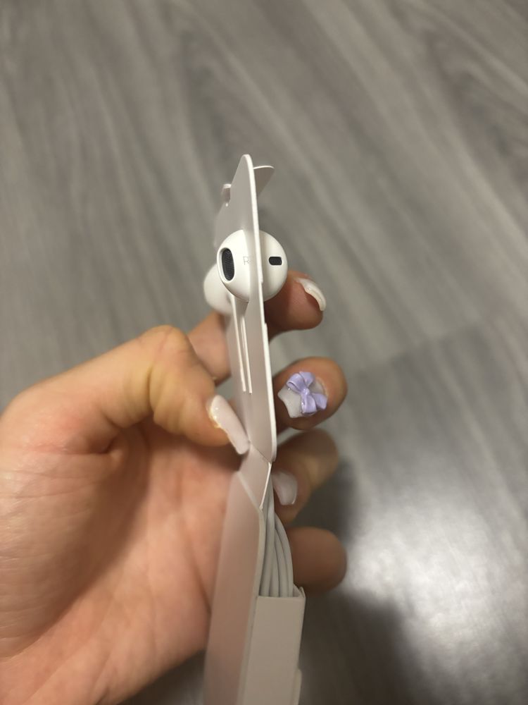 Оригінальні Нові Навушники Apple EarPods with Lightning