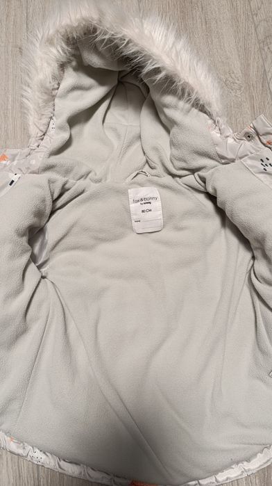 Осіння куртка на дівчинку 80 розмір