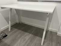 Mesa escritorio Ikea