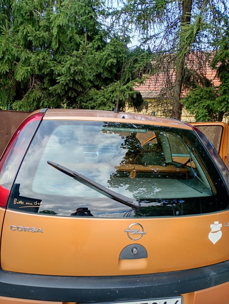 Sprzedam Opla Corsę C 2002 r.