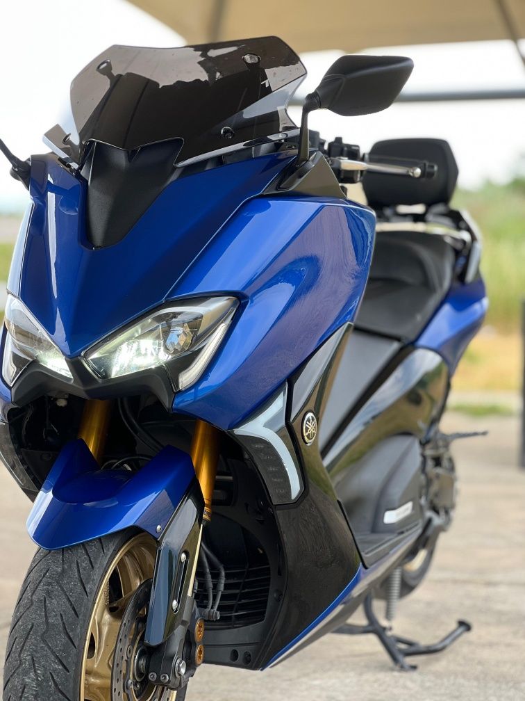 Tmax 530 dx Nacional
