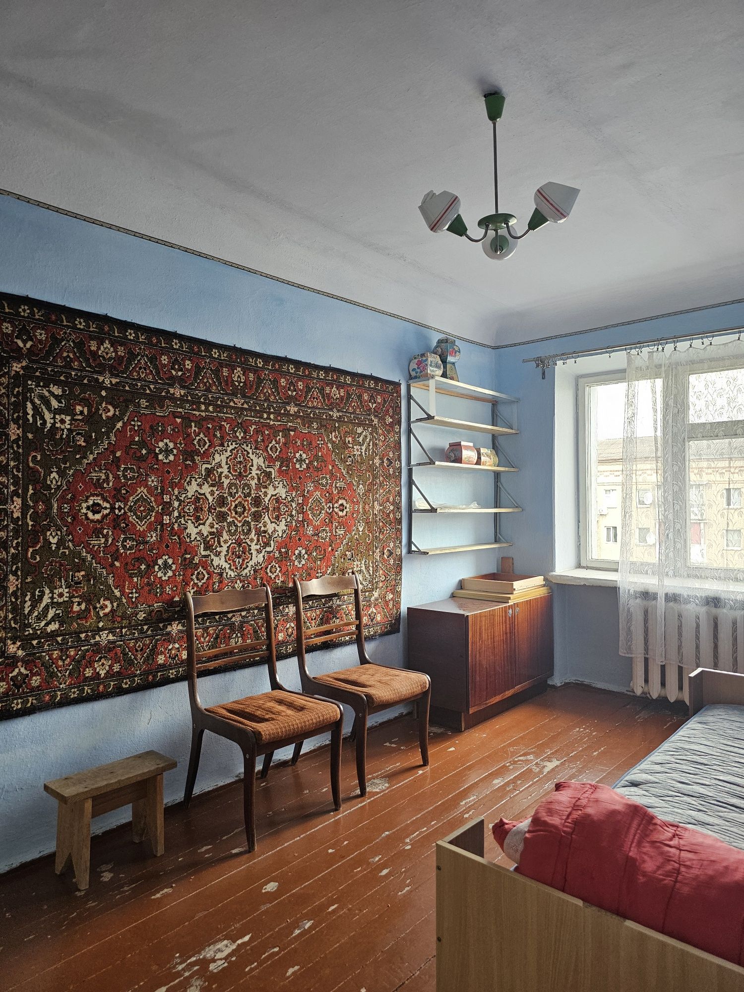 Продам 3 кімнатну квартиру в центрі міста