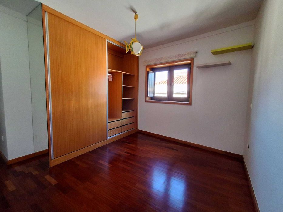 Moradia V3 para arrendamento