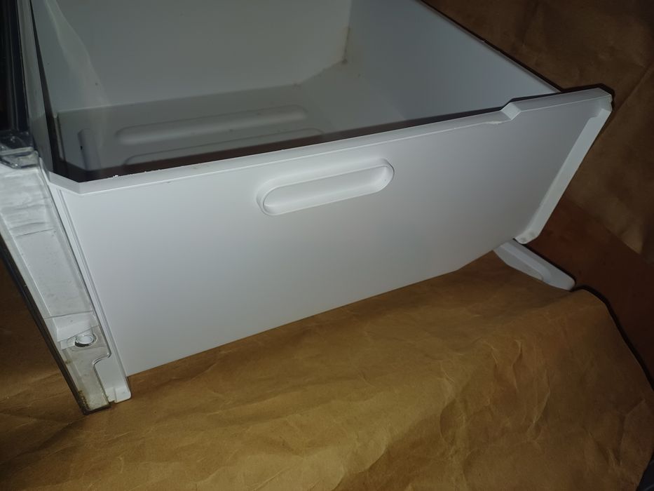 Szuflada XXL do lodówki Whirlpool