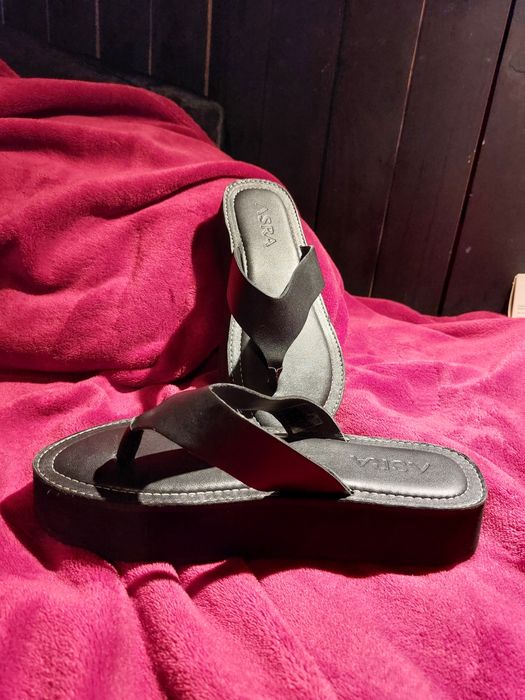 ASRA skórzane japonki 37 38 czarne skóra platformy NOWE 360 PLN