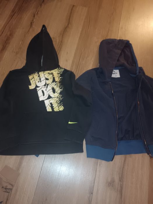 Bluzy z kapturem chłopięce zestaw 5 szt rozm. 134