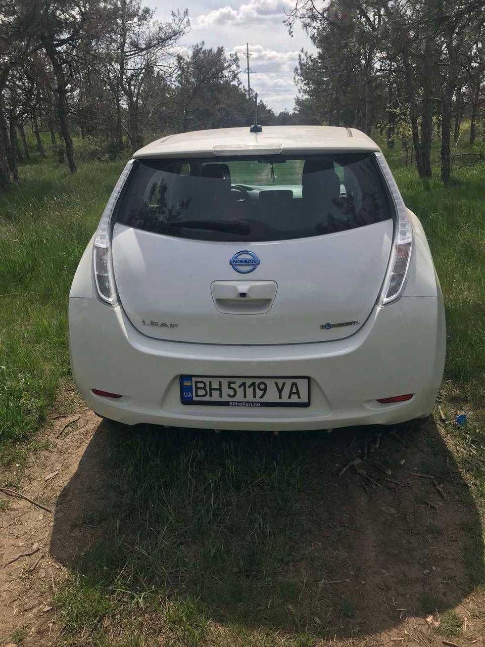 Nissan leaf 2015