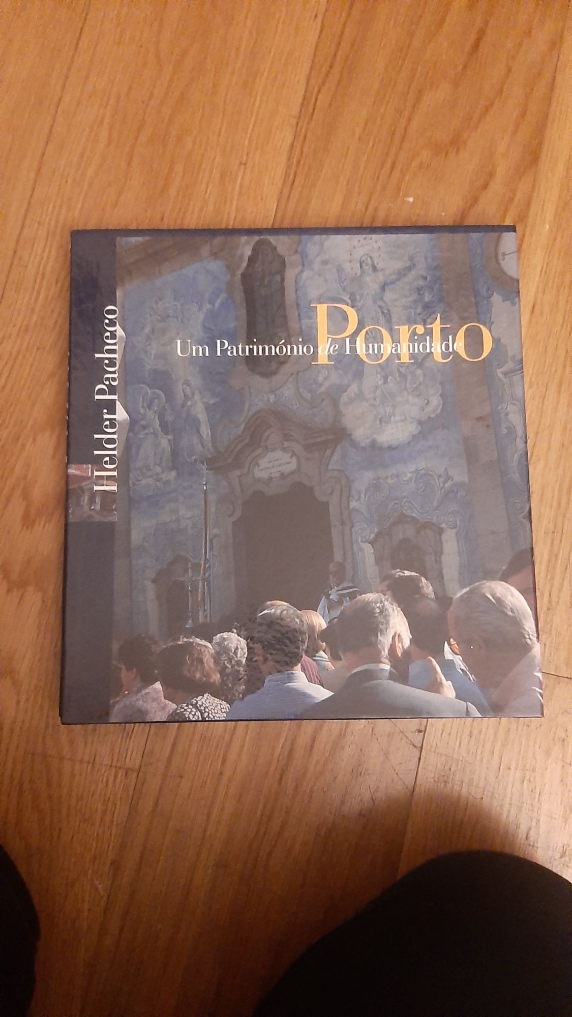 Livro " O Porto de Helder Pacheco"