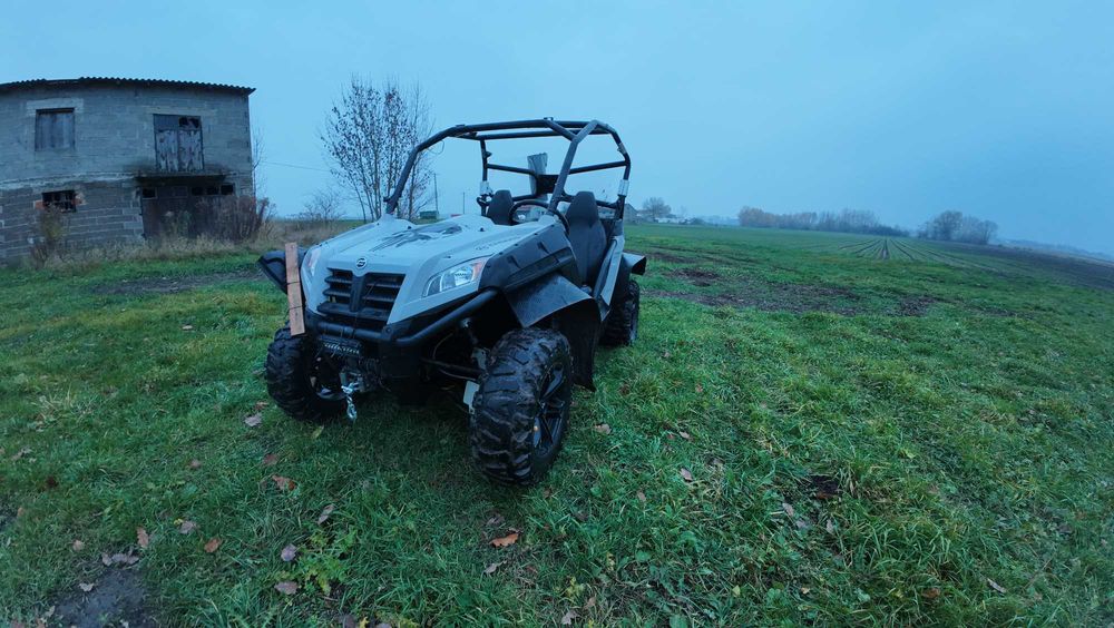 sprzedam cf moto z6 w rewrelacyjnym stanie ma jedynie 3300 przejechane