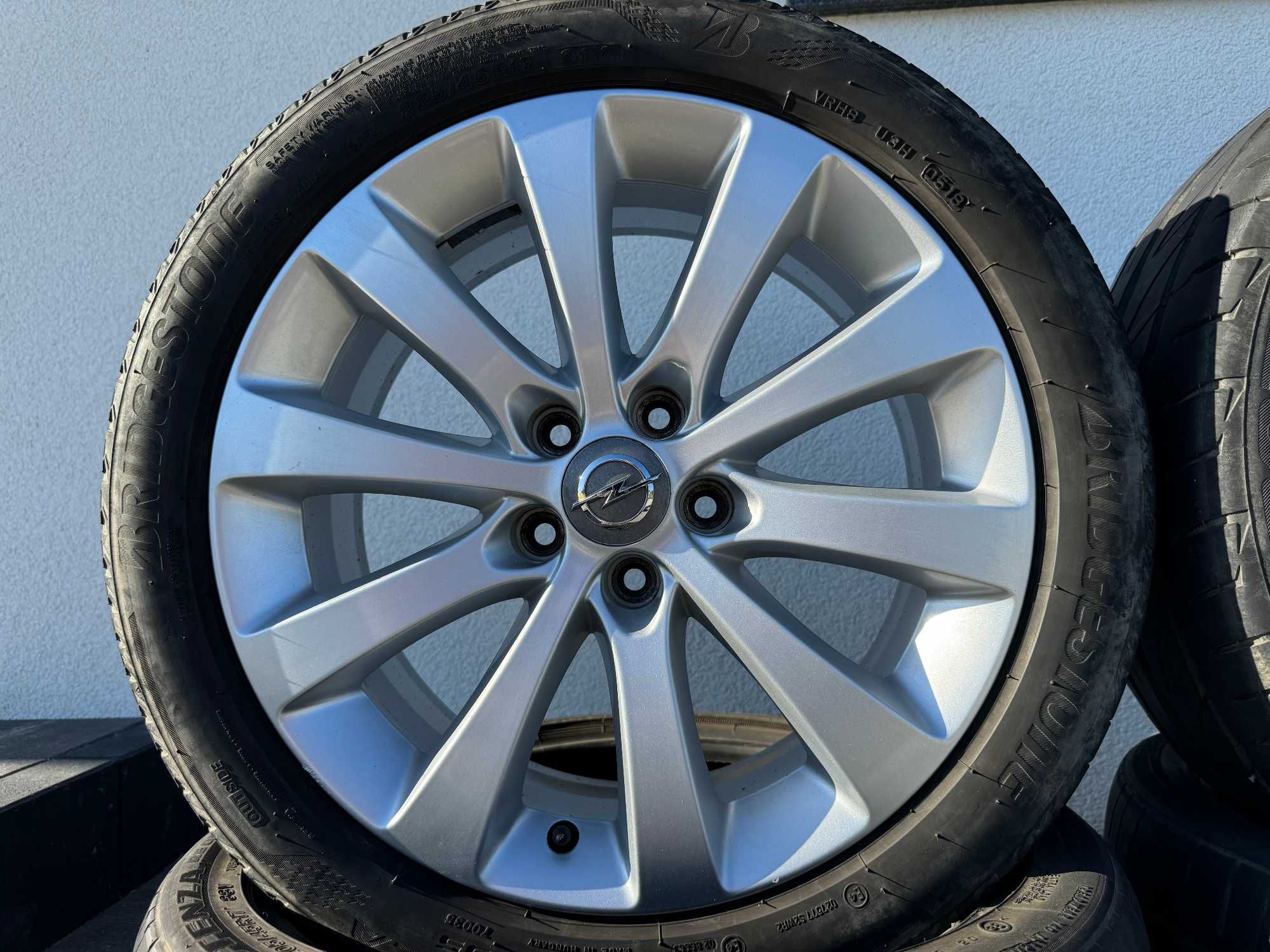Lato R17 Opel Astra H,Vectra B,C,Zafira A,B,MERIVA,SIGNUM, 5x110