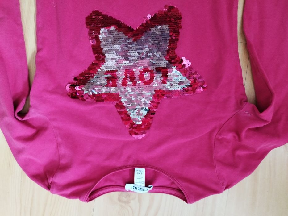 Bluzeczka z cekinową gwiazdą 7-8 lat