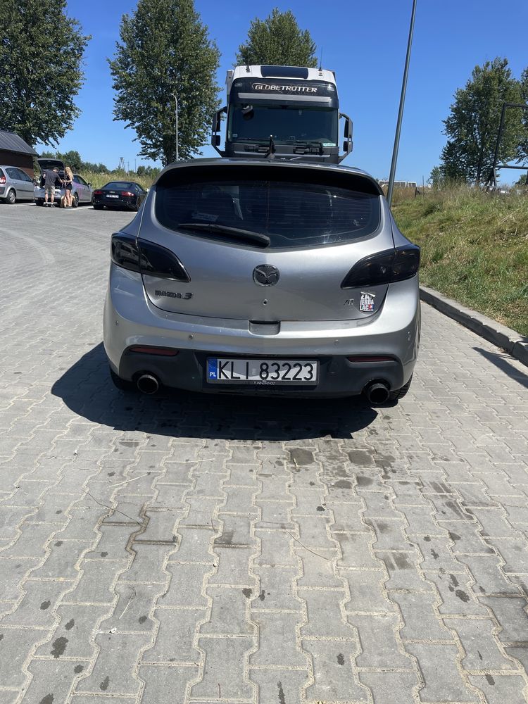 Mazda 3 2.2 185 km