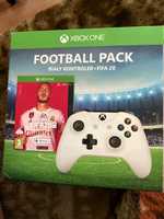 Nowy FOOTBALL PACK Xbox One z grą FIFA 20 Emirates  kon telef nie wysy