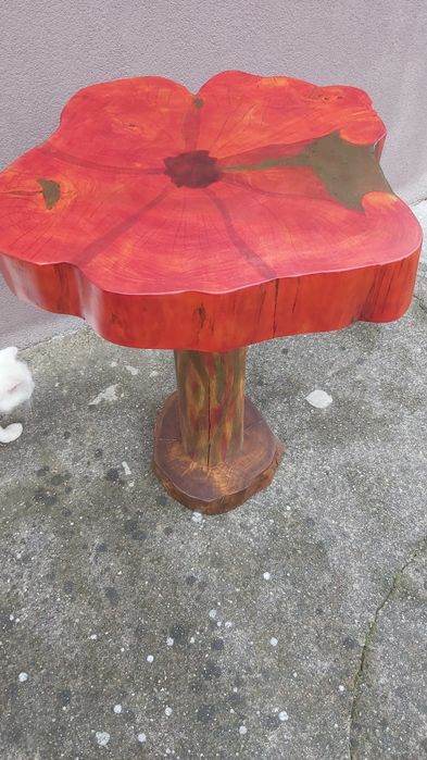 Stoliki kawowe z plastrów drewna