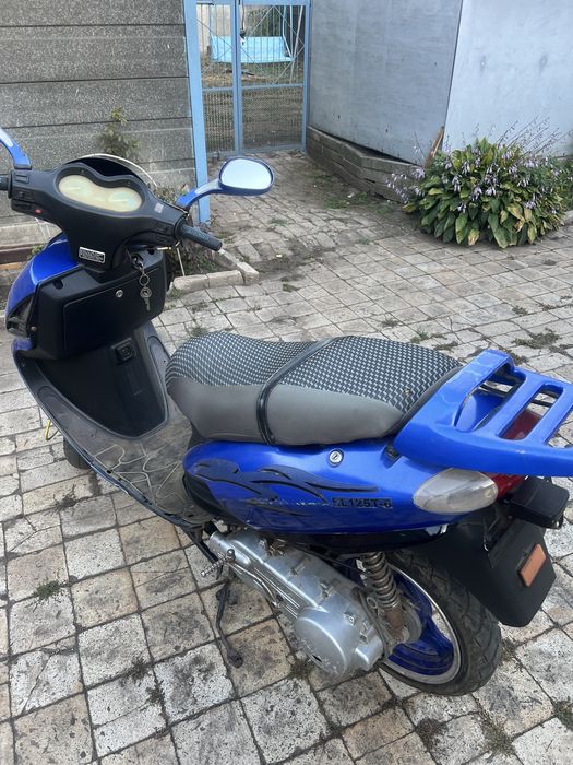 Продам скутер 150