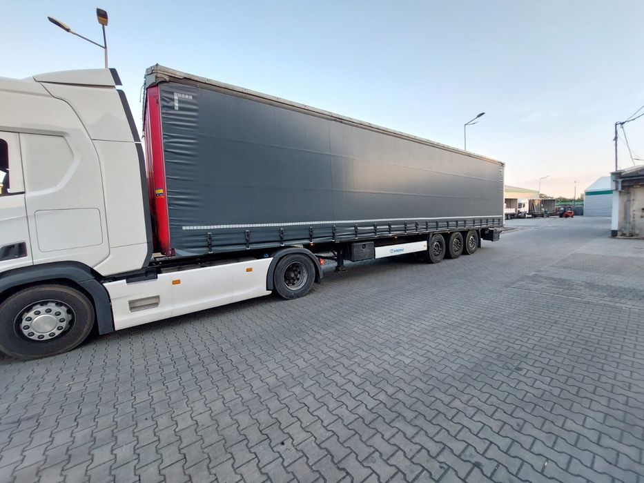 Naczepa standard Krone 2013