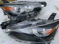 Lampy przednie Mazda cx-3 2018r USA komplet