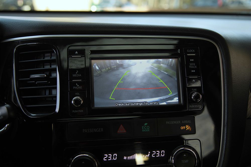 Mitsubishi Outlander 2016