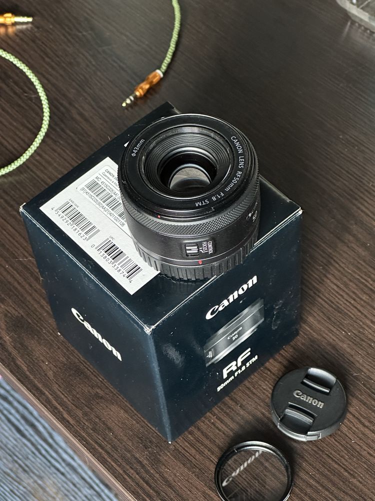 Canon rf 50 mm 1.8 STM