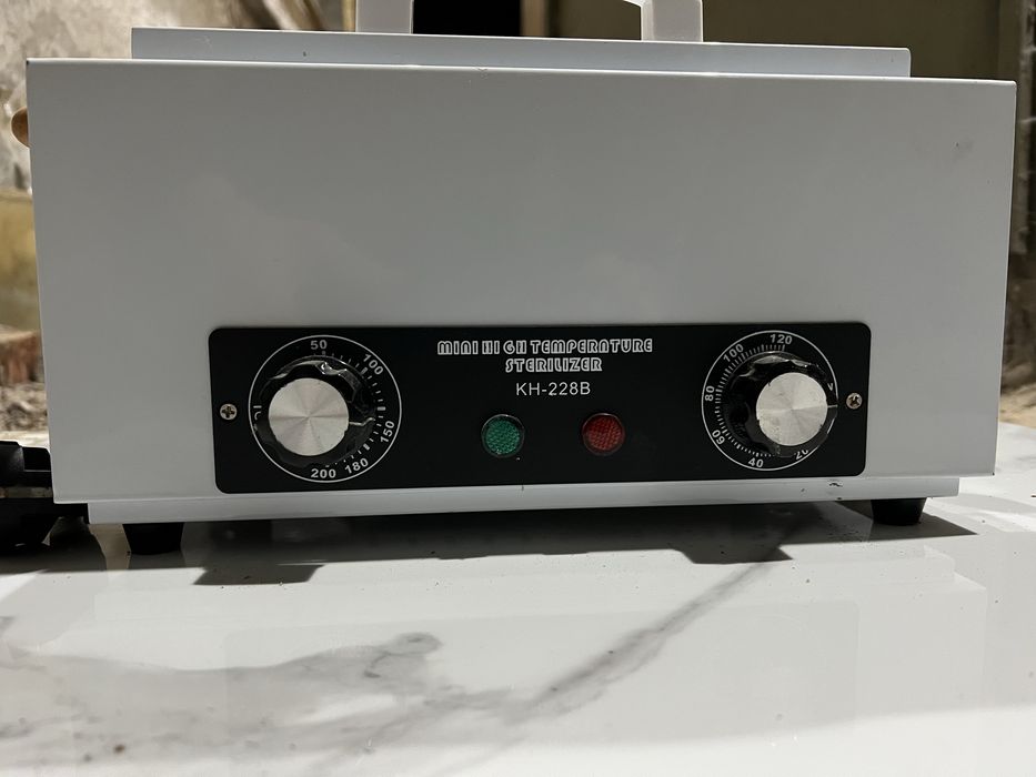 Сухожарова шафа КН-228B для інструменту манікюру педикюру та інше