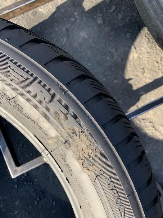 Шини 245/50 R19 пара Bridgestone ранфлет 2023p зима 7мм