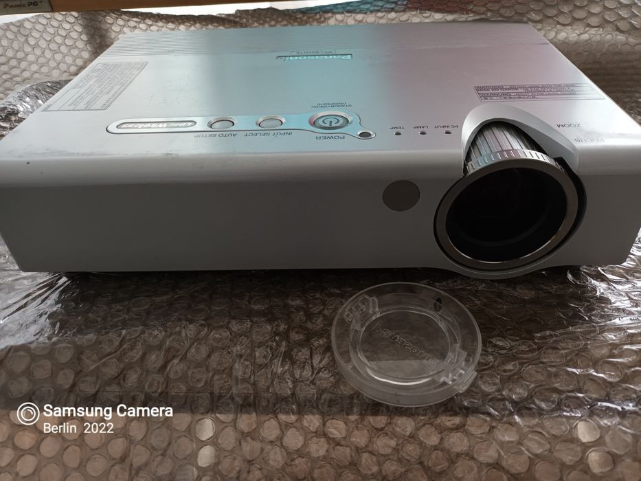 Видео проектор LCD Panasonic PT-LB60NTE