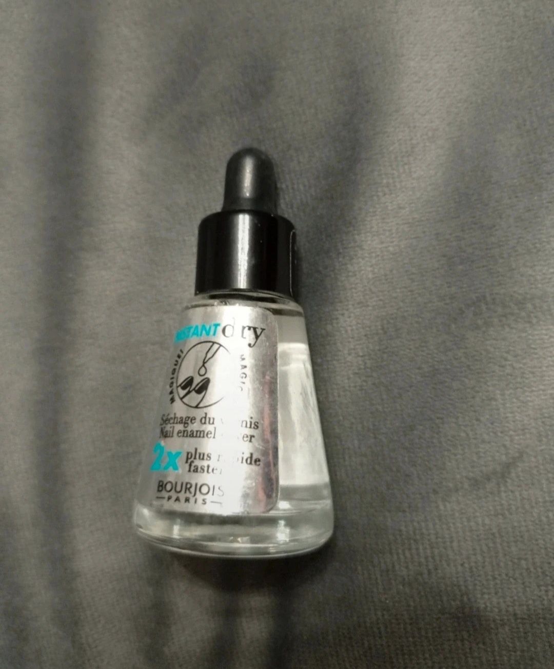 Bourjois krople przyspieszające wysychanie lakieru