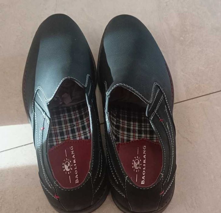 Męskie czarne wsuwane buty półbuty