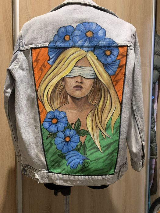 Портрети, гільзи, ручний розпис одягу і сумок