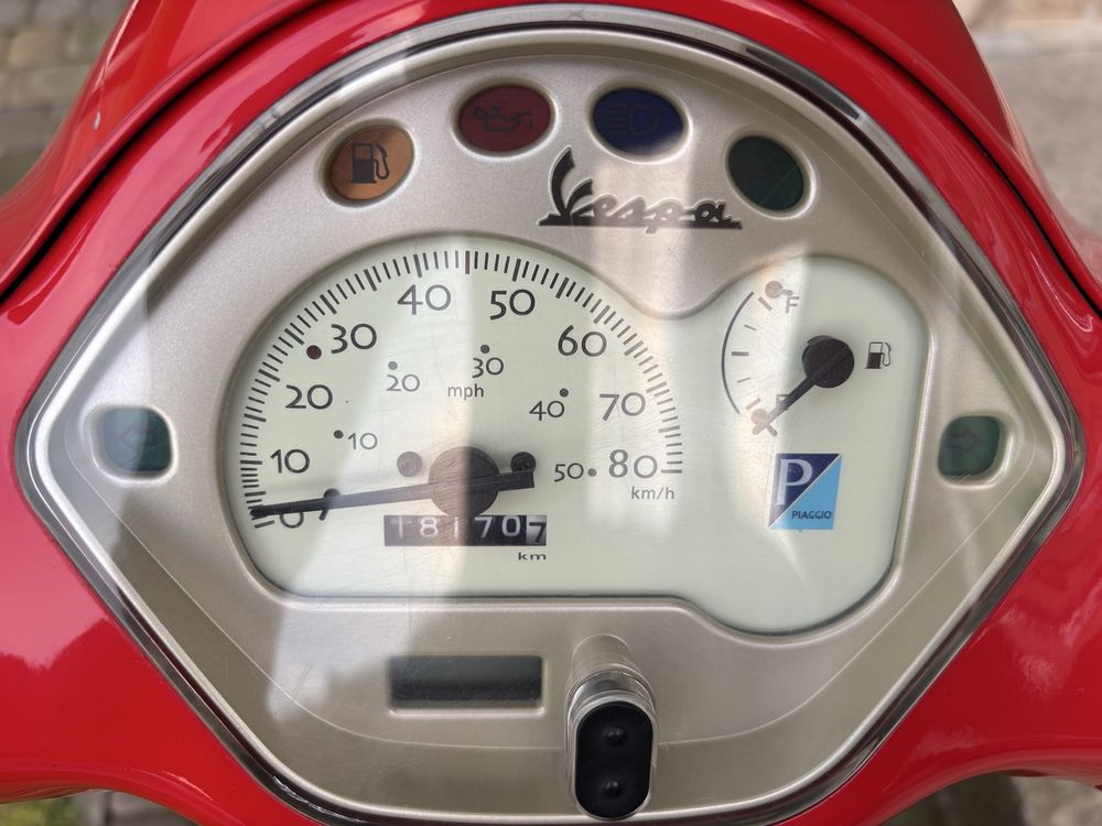 Piaggio Vespa LX50