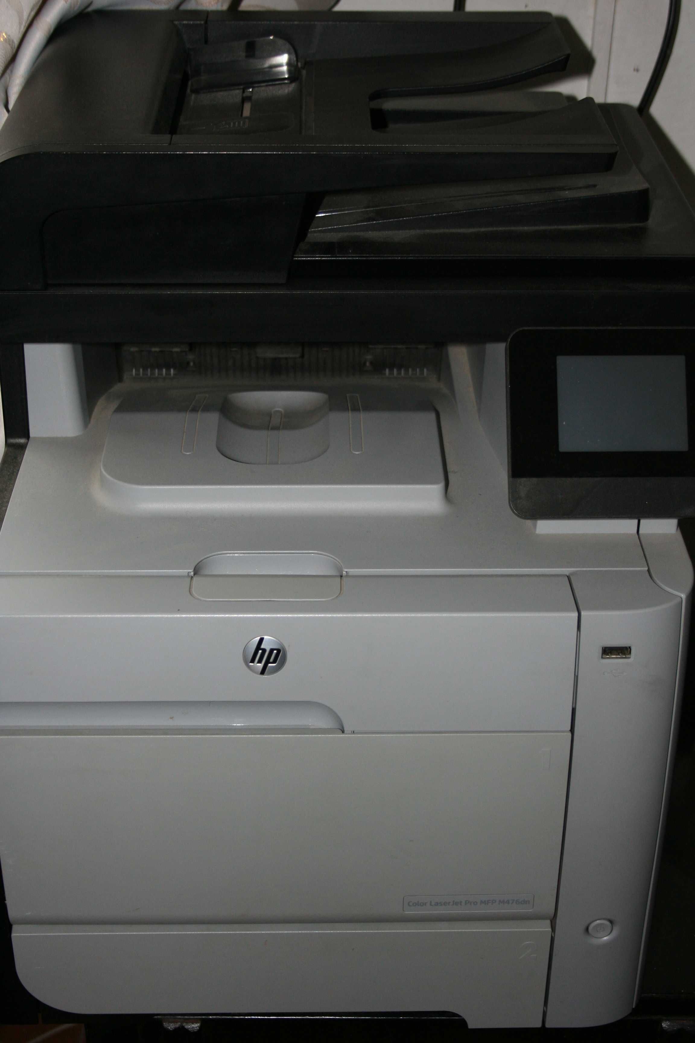 HP Color LaserJet Pro M476dn